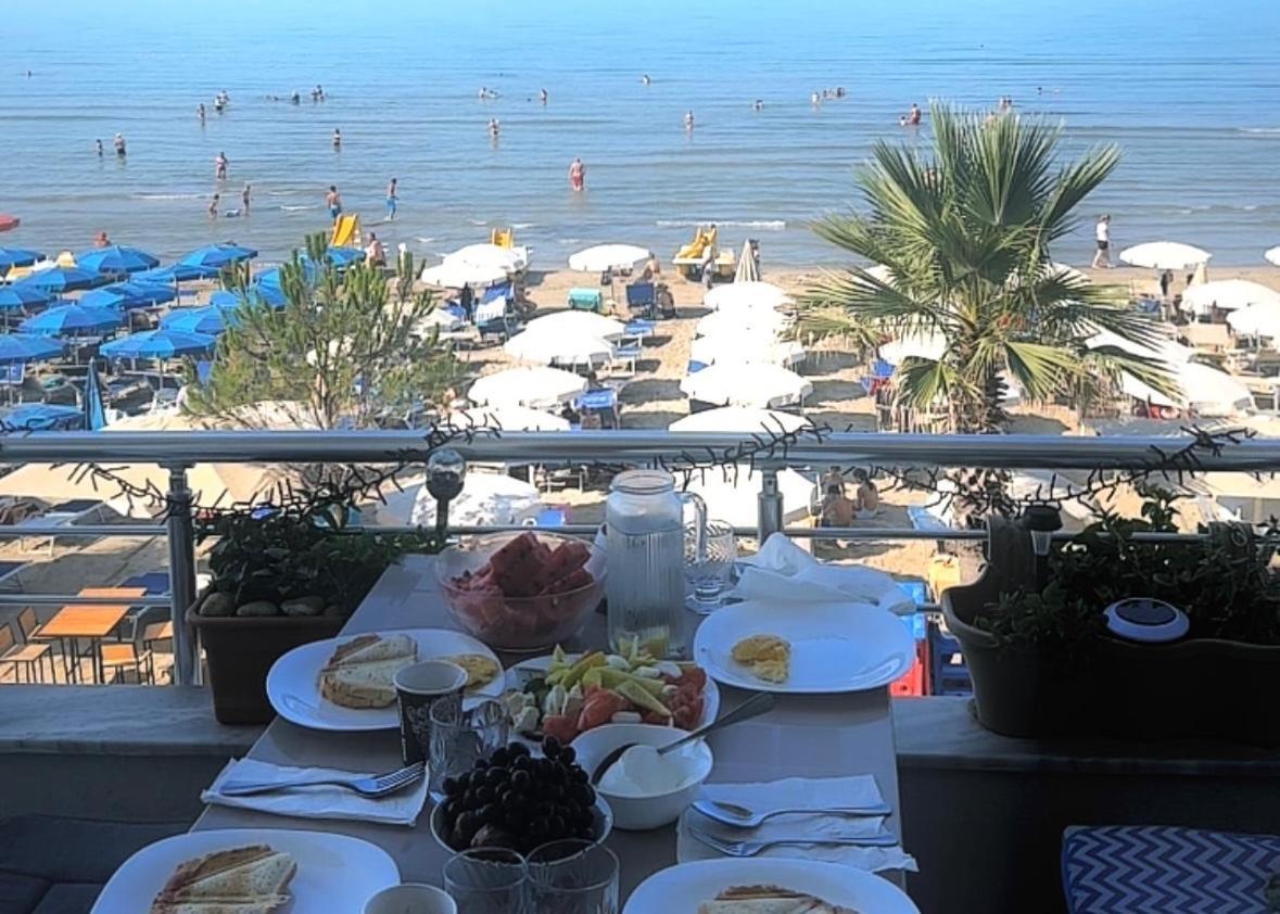 Durres Strand Direkt Am Meer Экстерьер фото